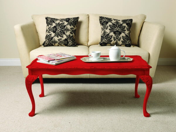 Mesa de centro con Pintura a la Tiza en Rojo Campestre