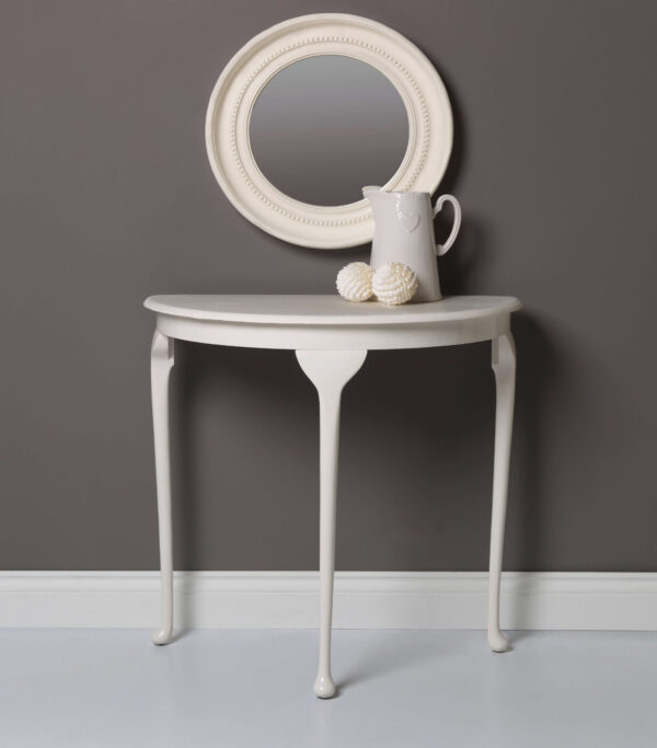Mesa de entrada con Pintura Tizada en Blanco Lino