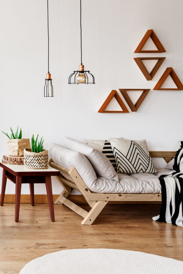 Decoración Escandinava con Madera Natural Tratada con Tinte de Madera
