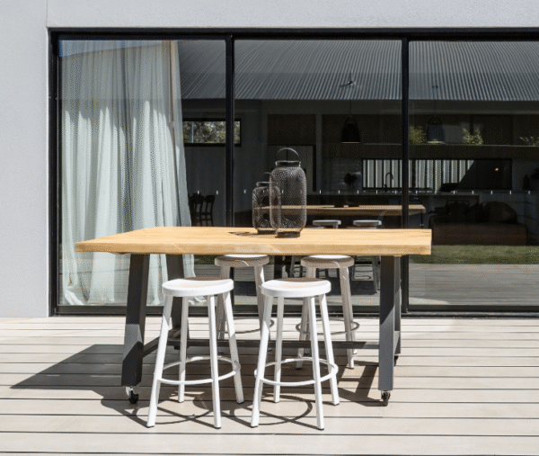 Protección Metálica con Pintura Anticorrosiva Blanca